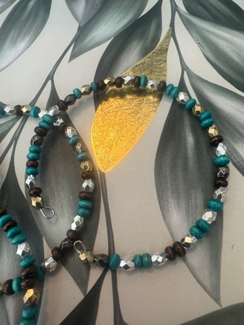 Turquoise Beaded Hoop bracelet set- Unbranded - Picture 2 of 3